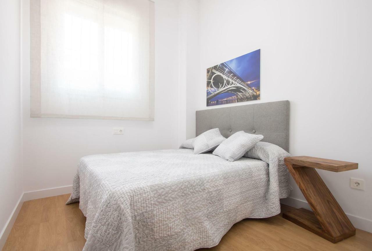 Murallas De Sevilla Apartamento Con Garaje 4 Pax المظهر الخارجي الصورة