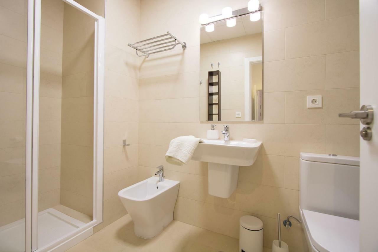 Murallas De Sevilla Apartamento Con Garaje 4 Pax المظهر الخارجي الصورة